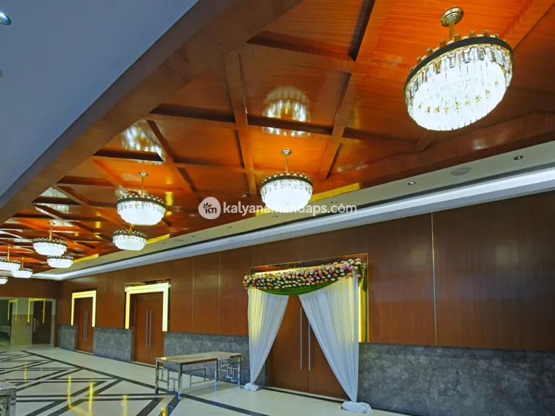 League weddings and Banquets