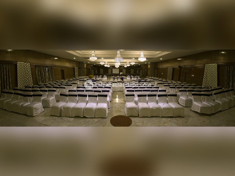 Esthell The Village Resort Diamond Banquet Hall