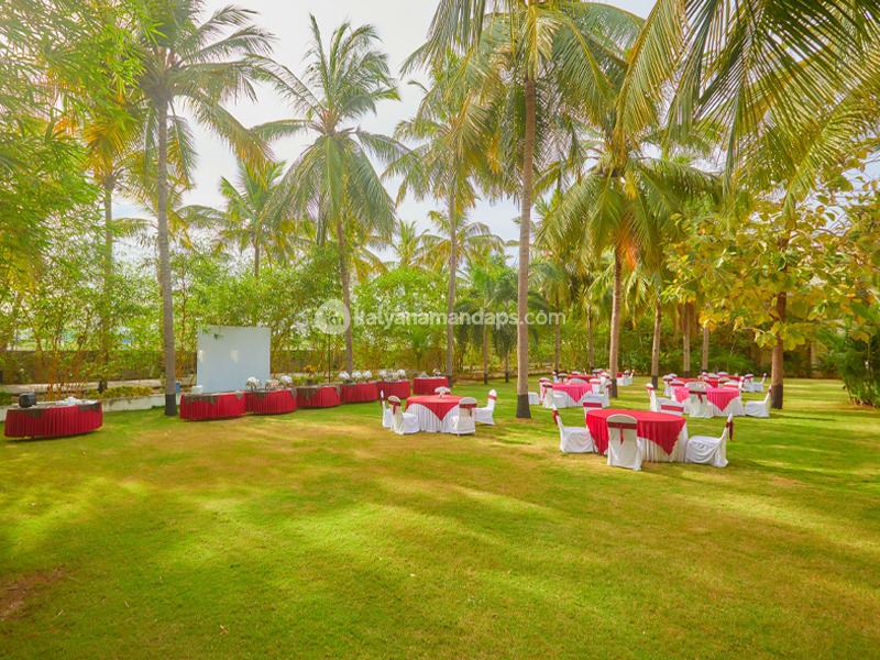 Esthell The Village Resort Pallava Lawn