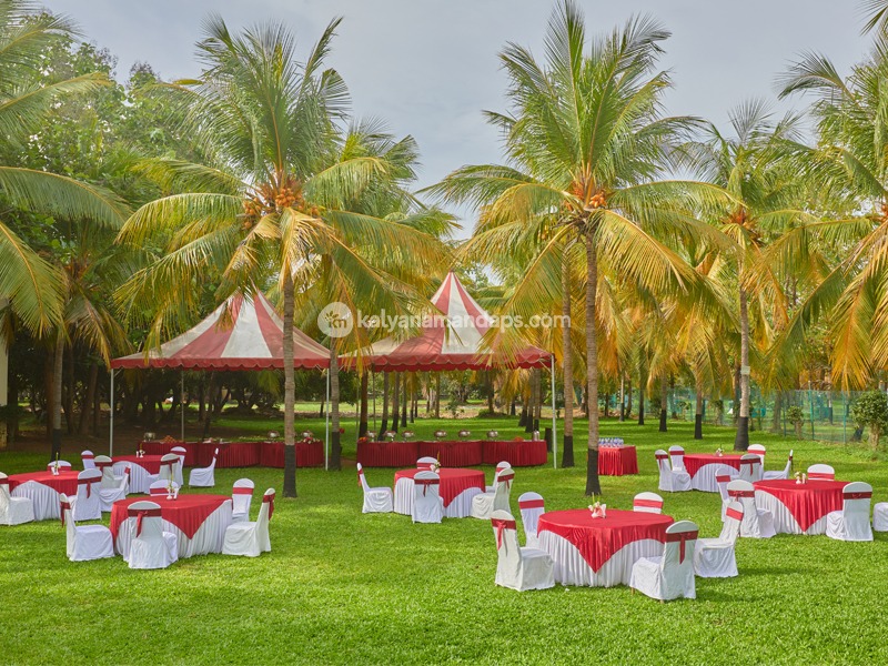 Esthell The Village Resort Platinum Banquet Hall