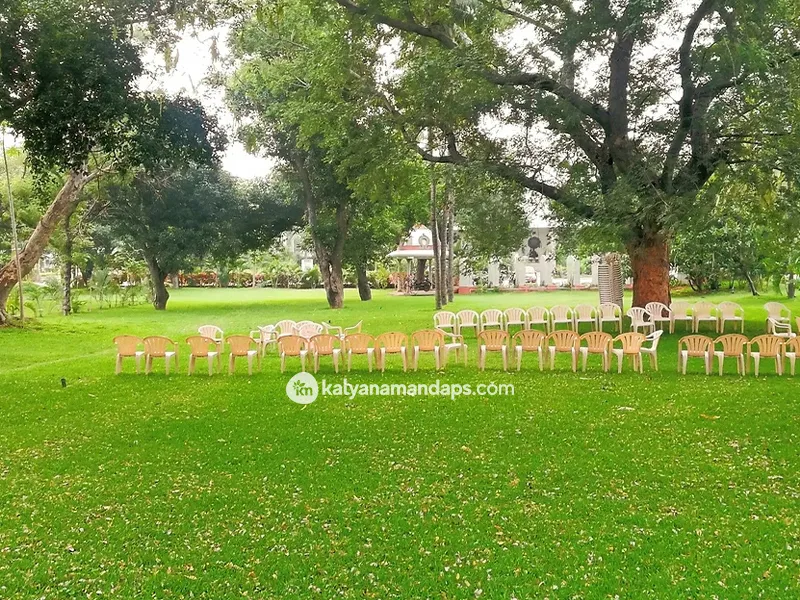 VGP Golden Beach Resort  Peacock Lawn