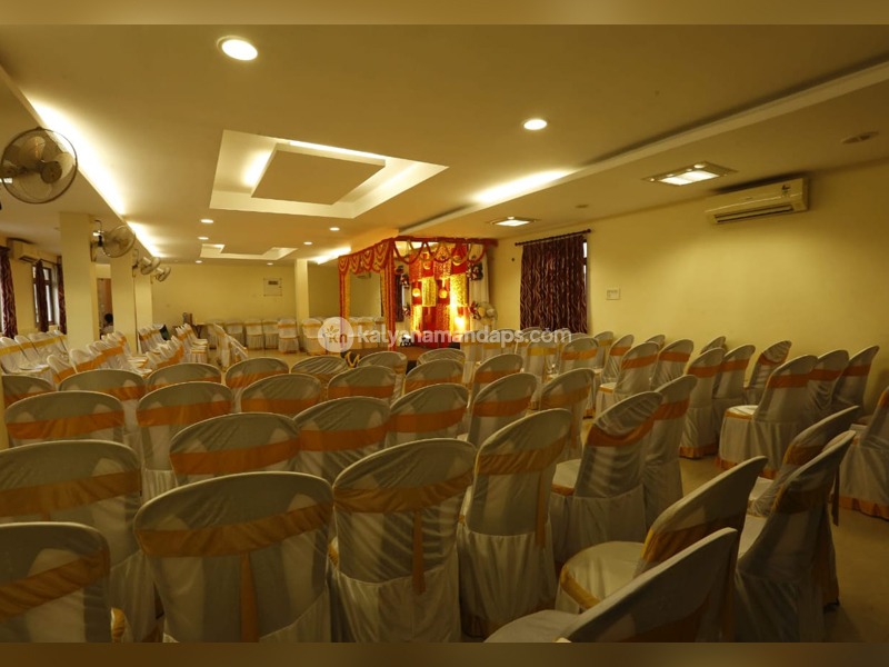 T J Mini Hall